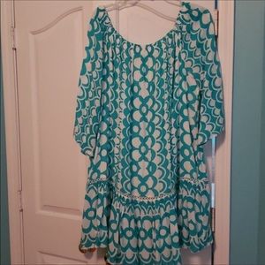 Crown and Ivy dress size XL.